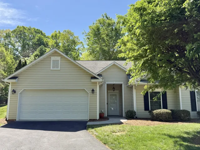 76 Fairway Oaks DR, Hardy, VA, 24101