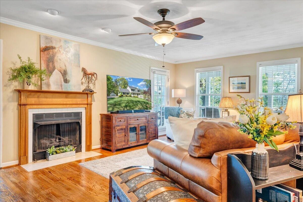 6190 Back Creek RD - Photo 18