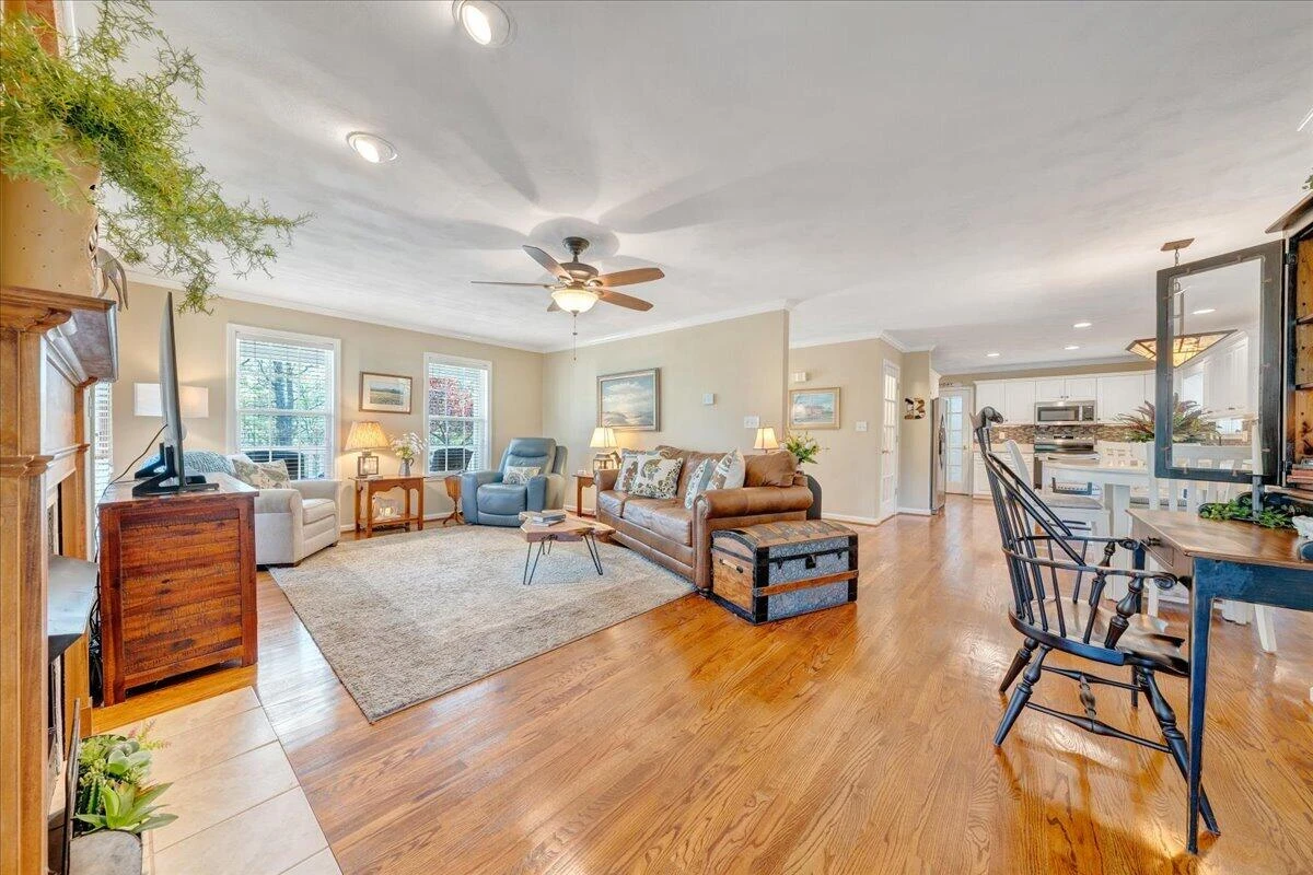 6190 Back Creek RD - Photo 20