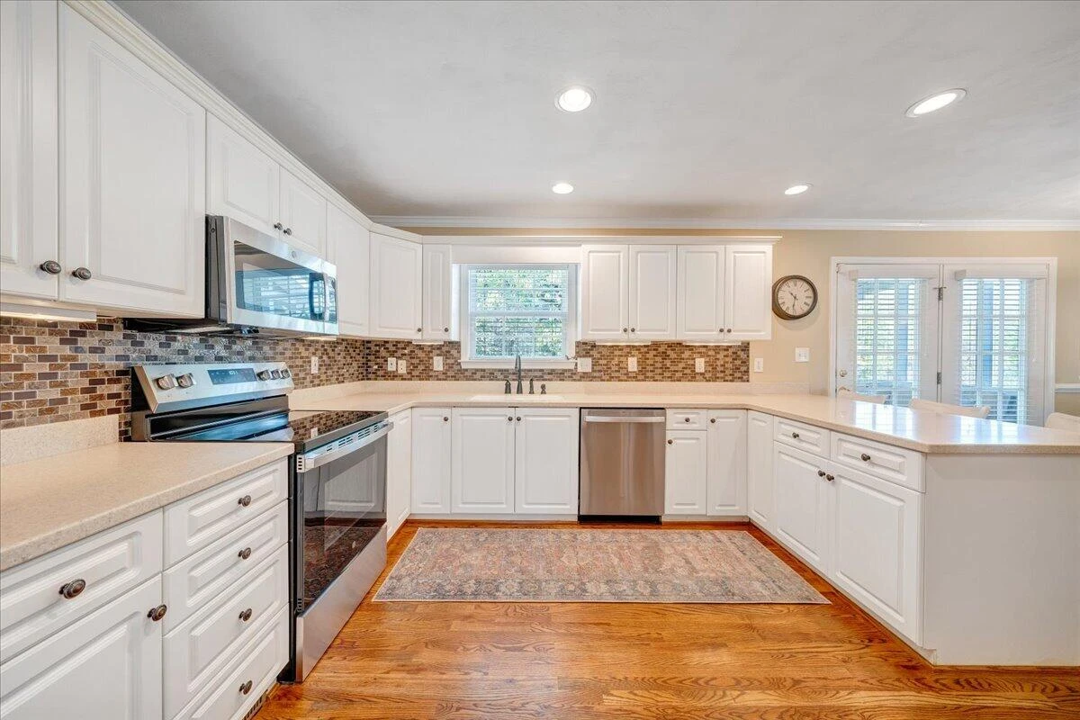 6190 Back Creek RD - Photo 31