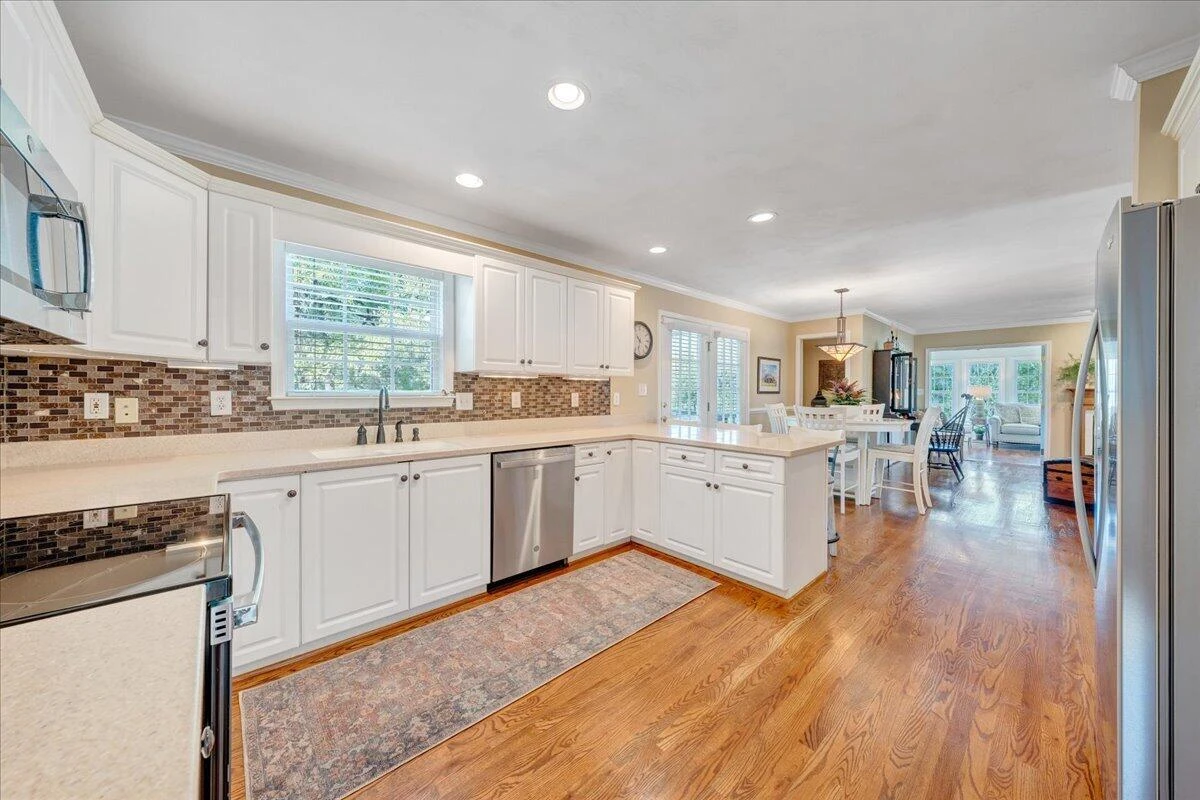 6190 Back Creek RD - Photo 32