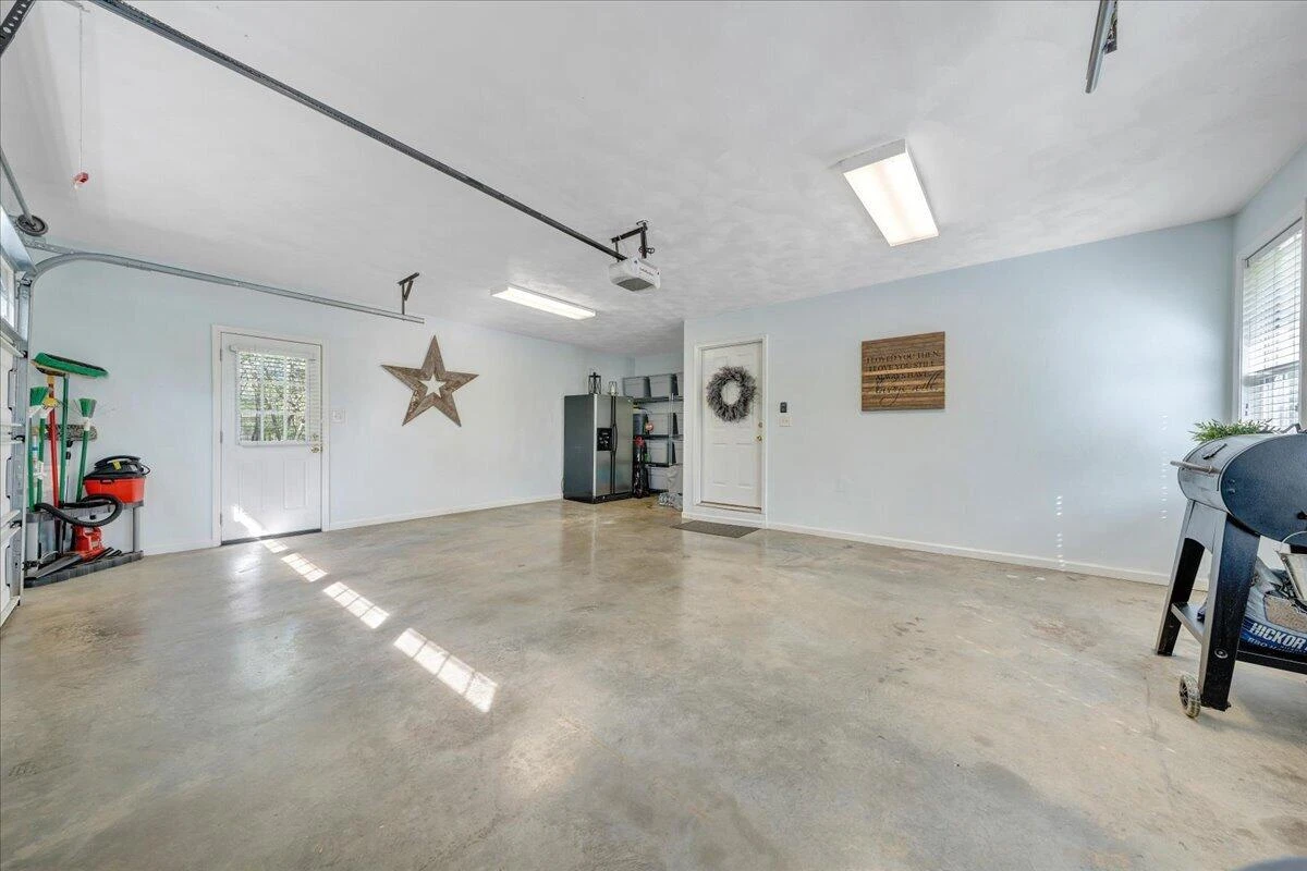 6190 Back Creek RD - Photo 41