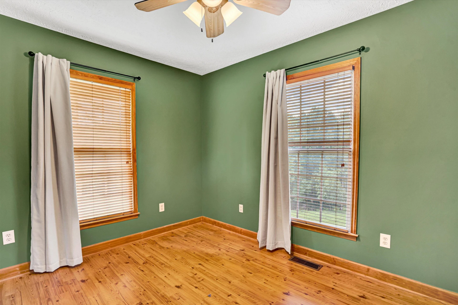 455 TWIN CREEKS DR - Photo 17