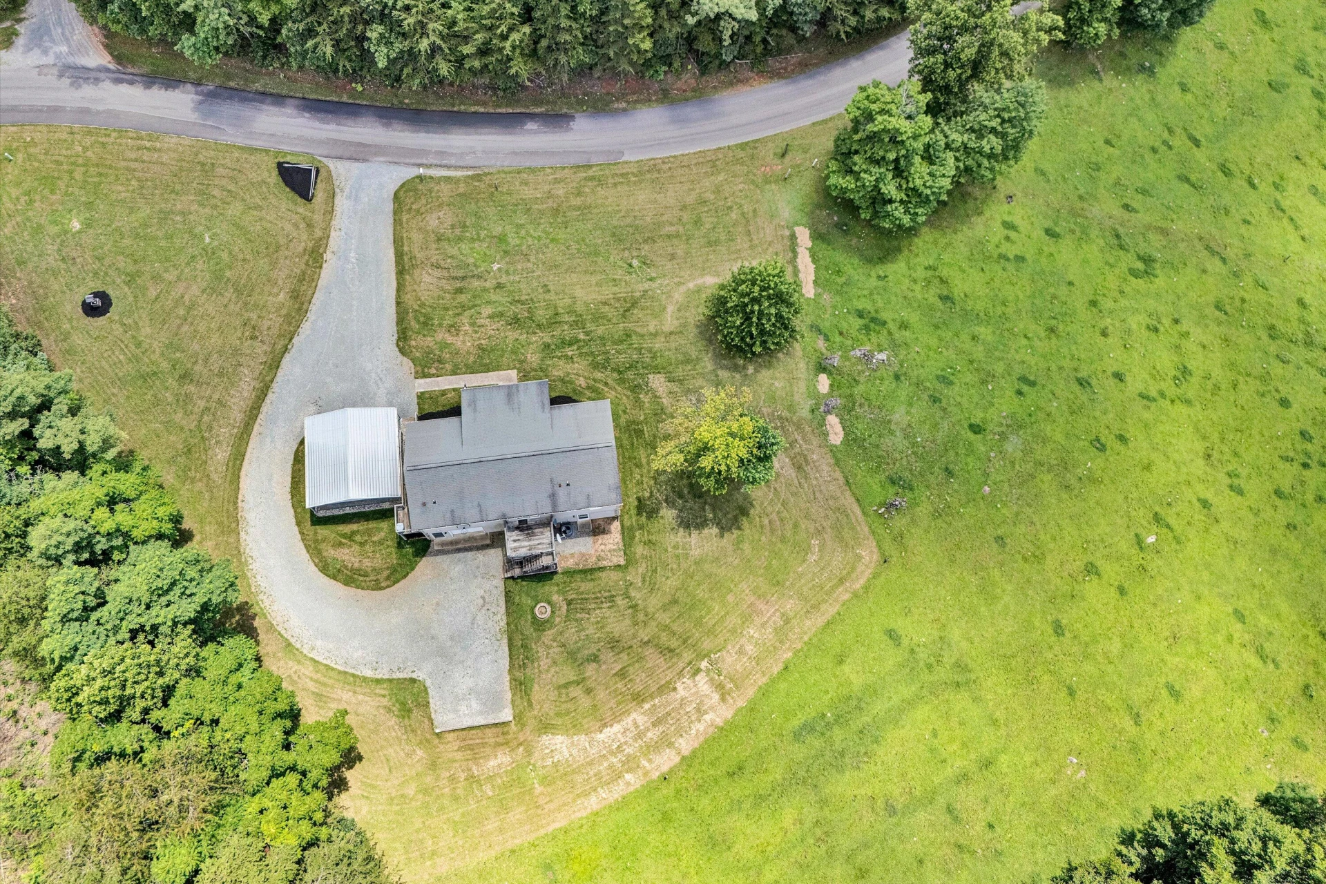 455 TWIN CREEKS DR - Photo 27