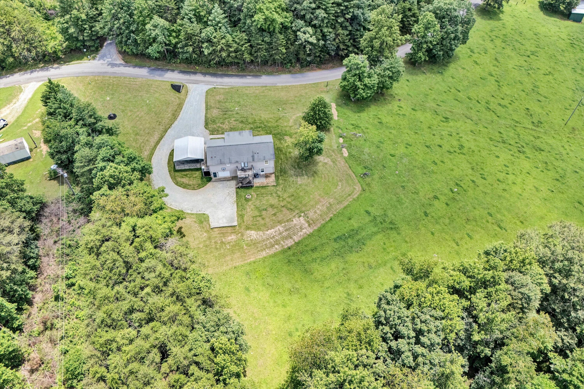 455 TWIN CREEKS DR - Photo 29