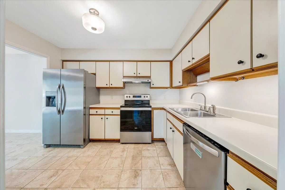 7206 Red Cedar CIR - Photo 15