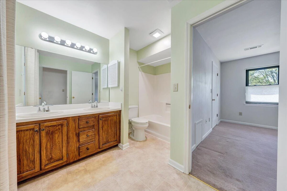 7206 Red Cedar CIR - Photo 24