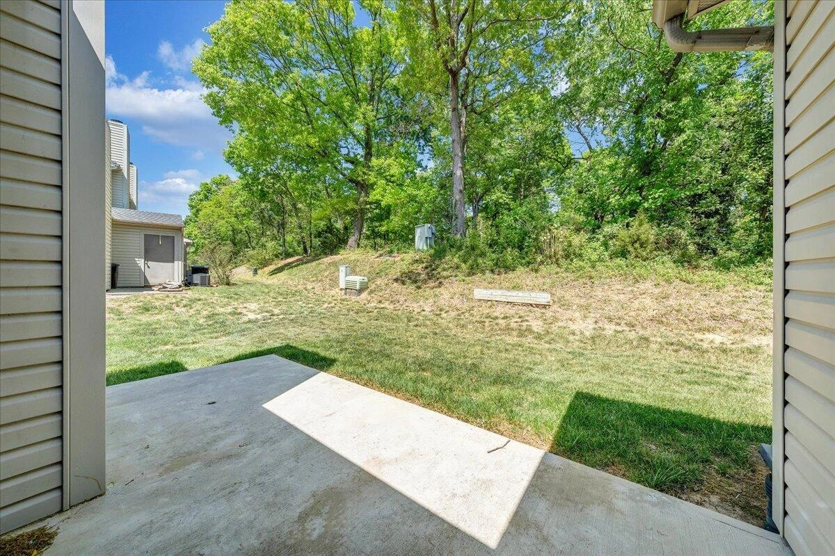 7206 Red Cedar CIR - Photo 28