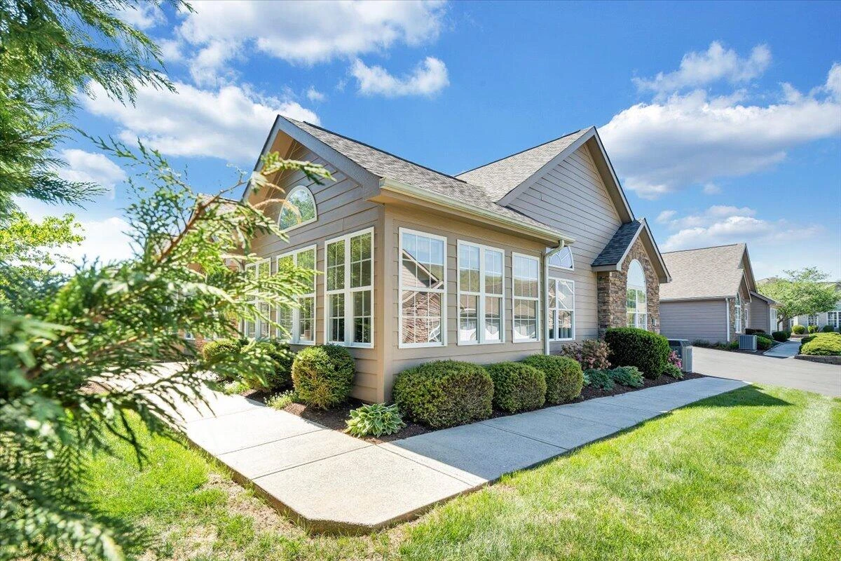 5650 Orchard Villas CIR - Photo 3