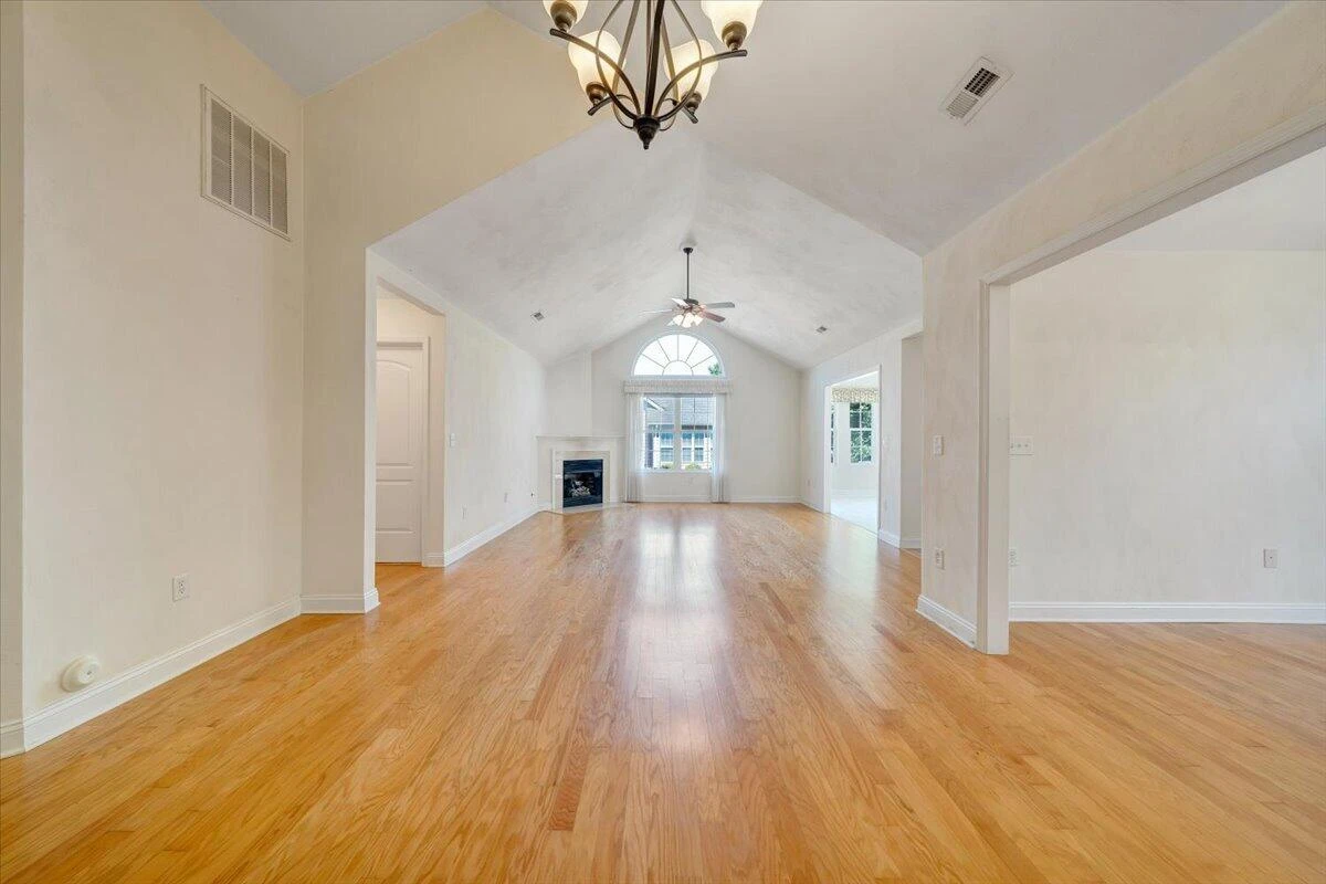 5650 Orchard Villas CIR - Photo 22