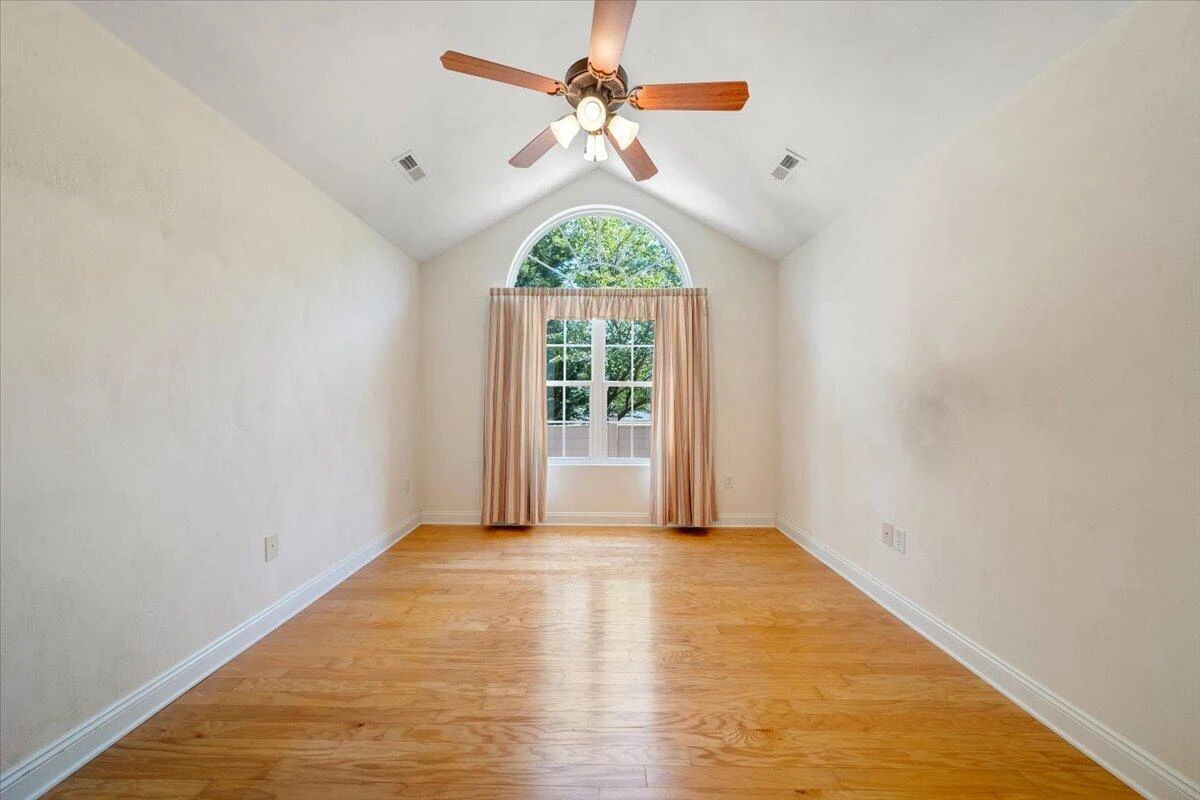 5650 Orchard Villas CIR - Photo 33