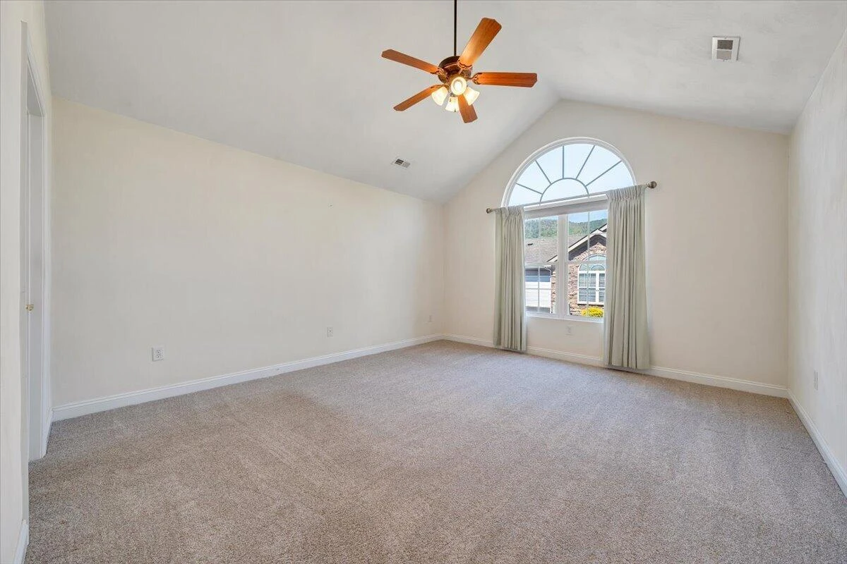 5650 Orchard Villas CIR - Photo 40