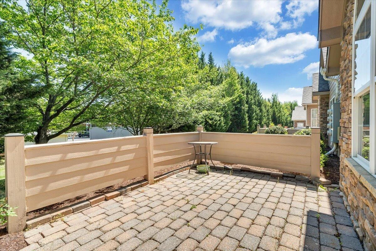5650 Orchard Villas CIR - Photo 5