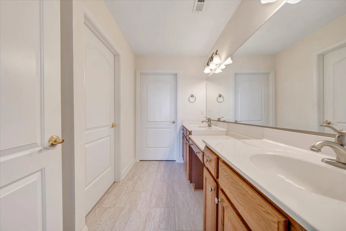 5650 Orchard Villas CIR - Photo 45