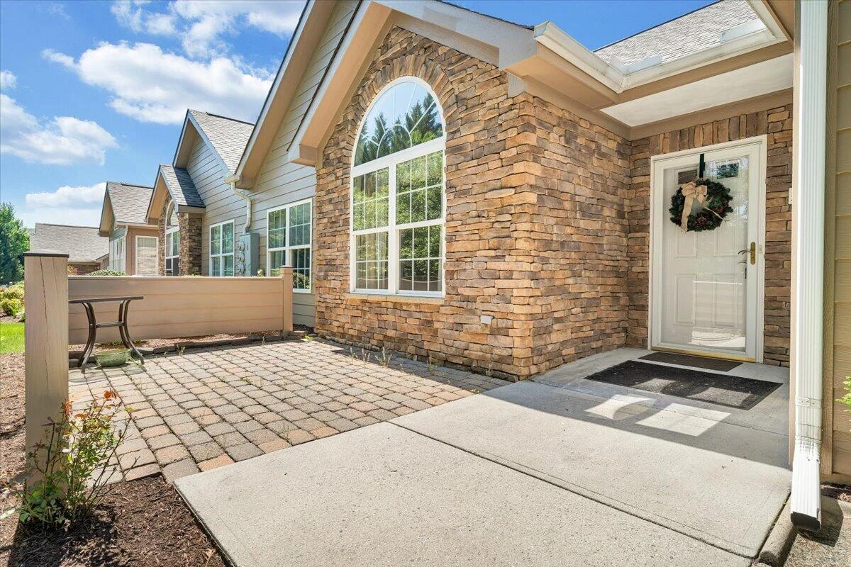 5650 Orchard Villas CIR - Photo 6