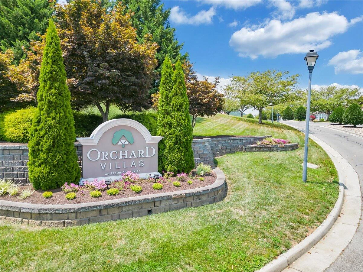 5650 Orchard Villas CIR - Photo 57