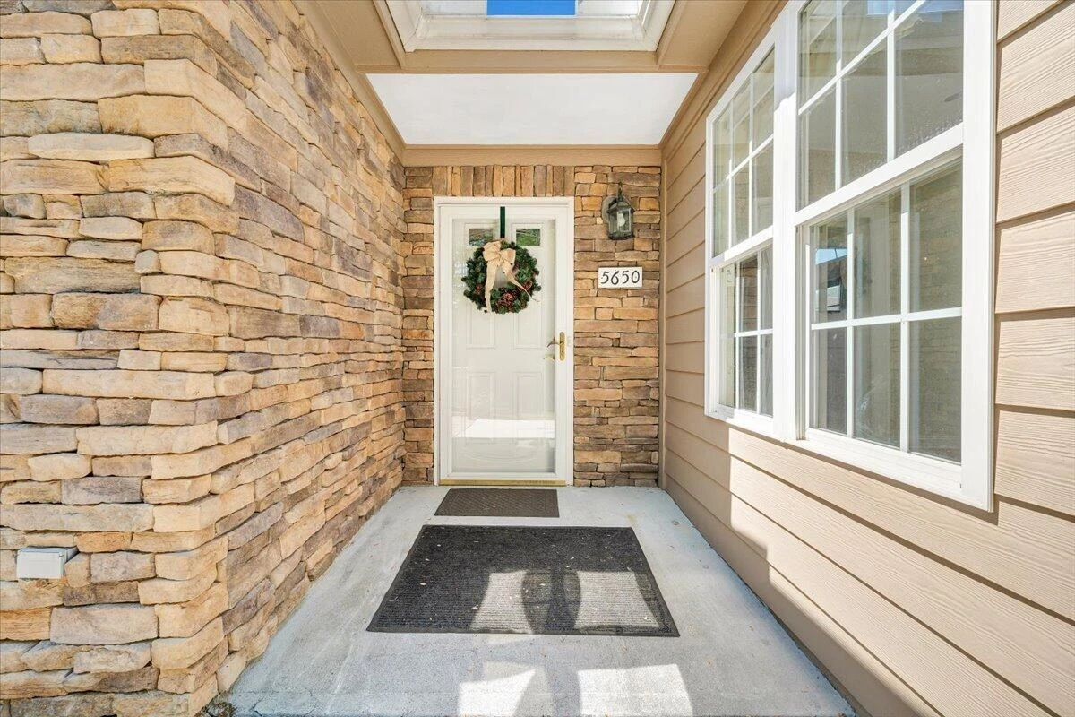 5650 Orchard Villas CIR - Photo 7
