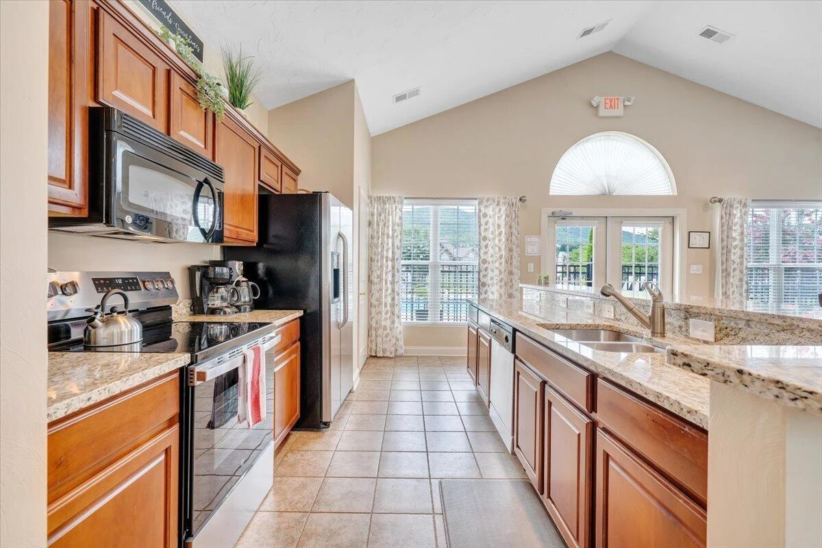 5650 Orchard Villas CIR - Photo 80