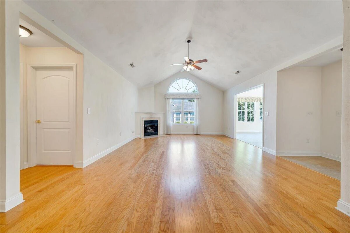 5650 Orchard Villas CIR - Photo 10