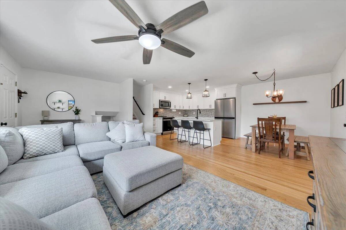 5715 Santa Anita TER - Photo 9