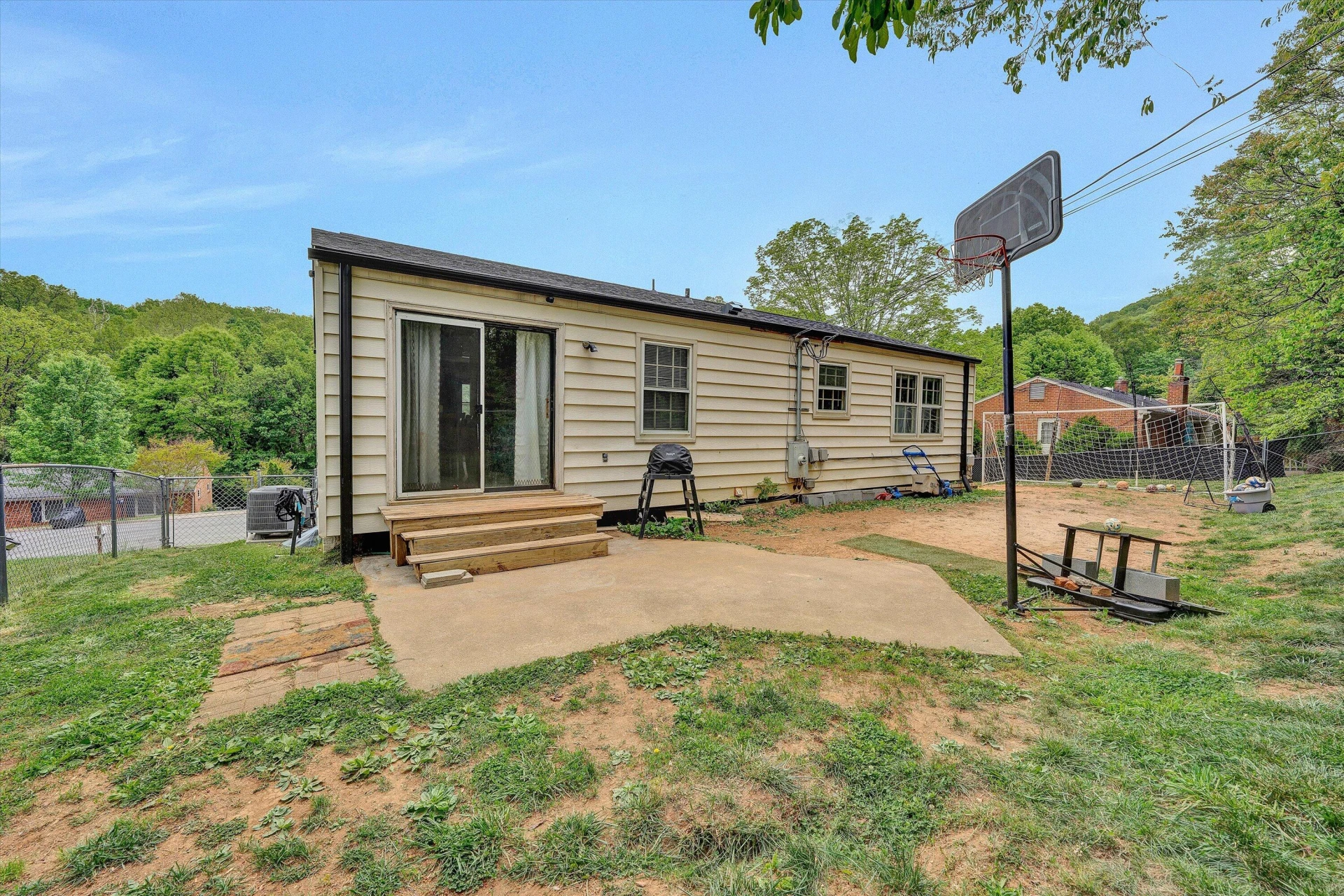 3323 Longhorn RD - Photo 23