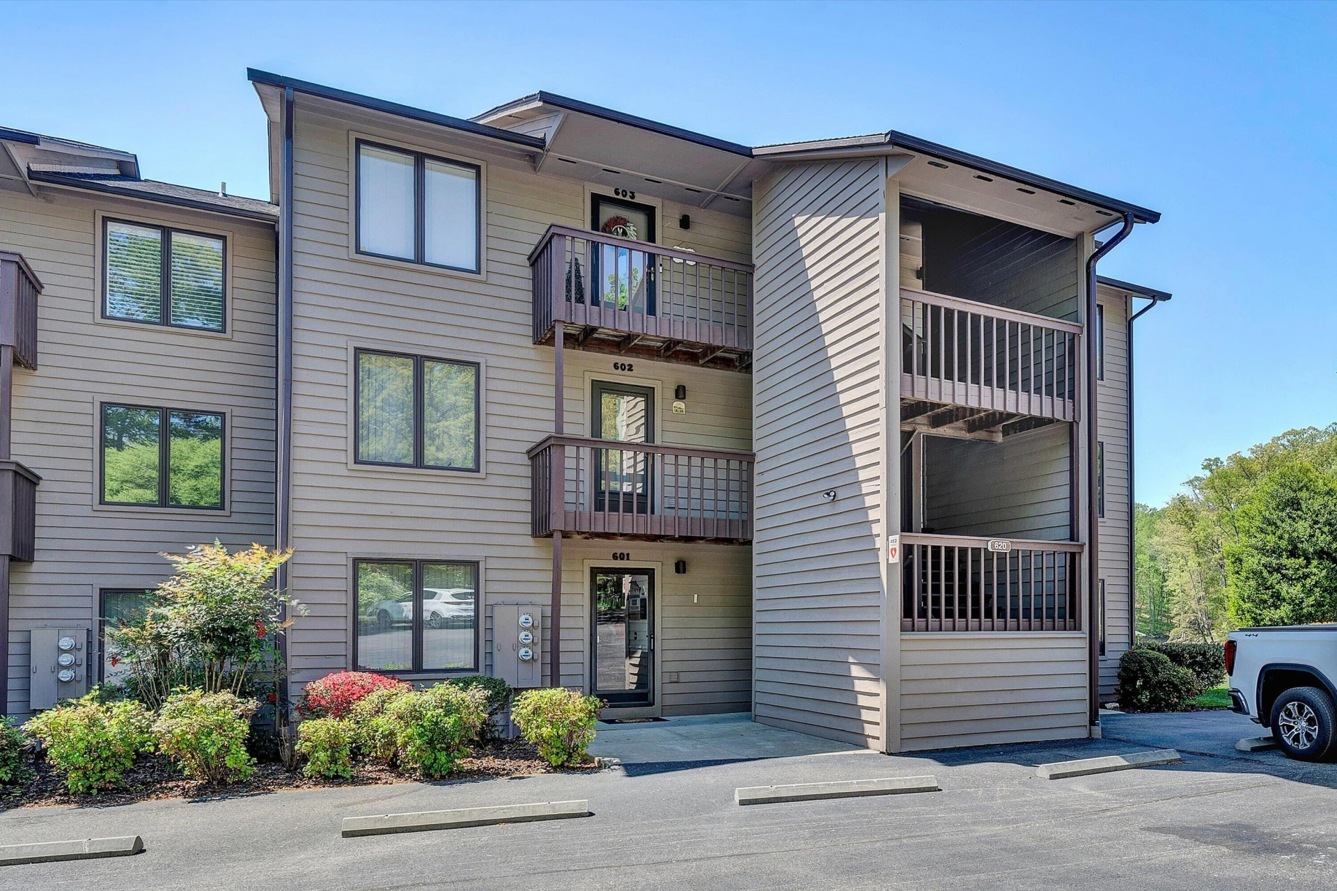 620 Montevista RD ## 605 - Photo 7