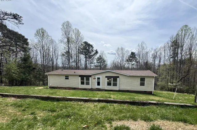 108 Cherokee LN, Thaxton, VA, 24174