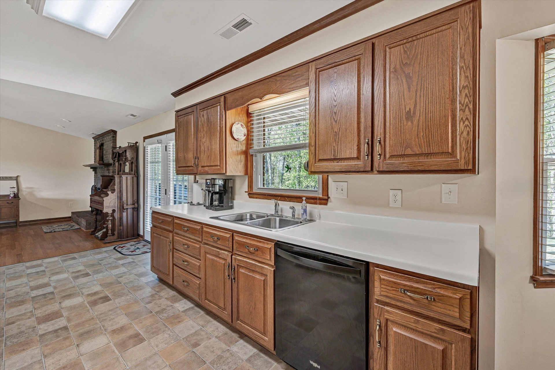 229 Normans LN - Photo 15
