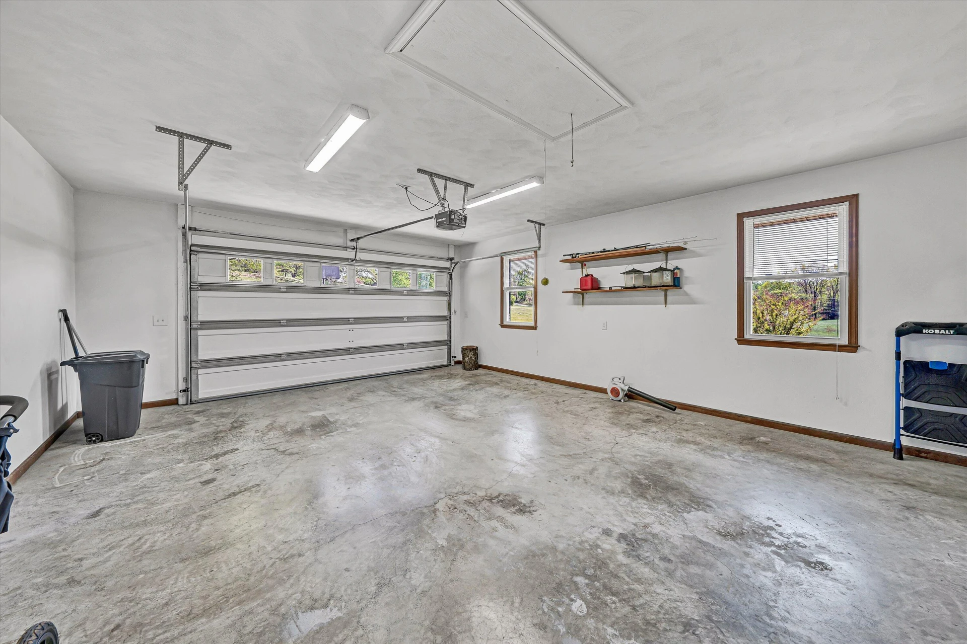 229 Normans LN - Photo 18