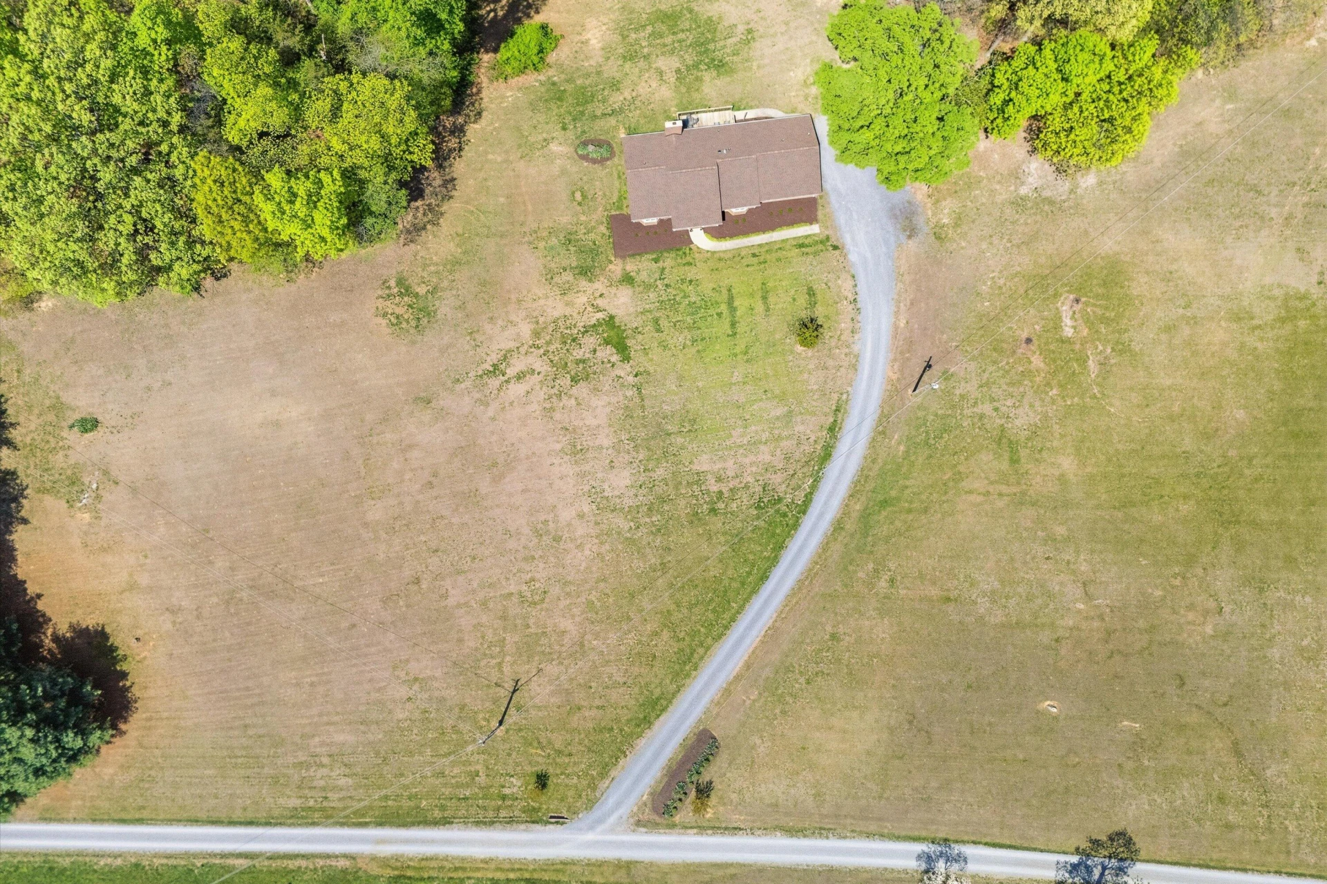 229 Normans LN - Photo 36