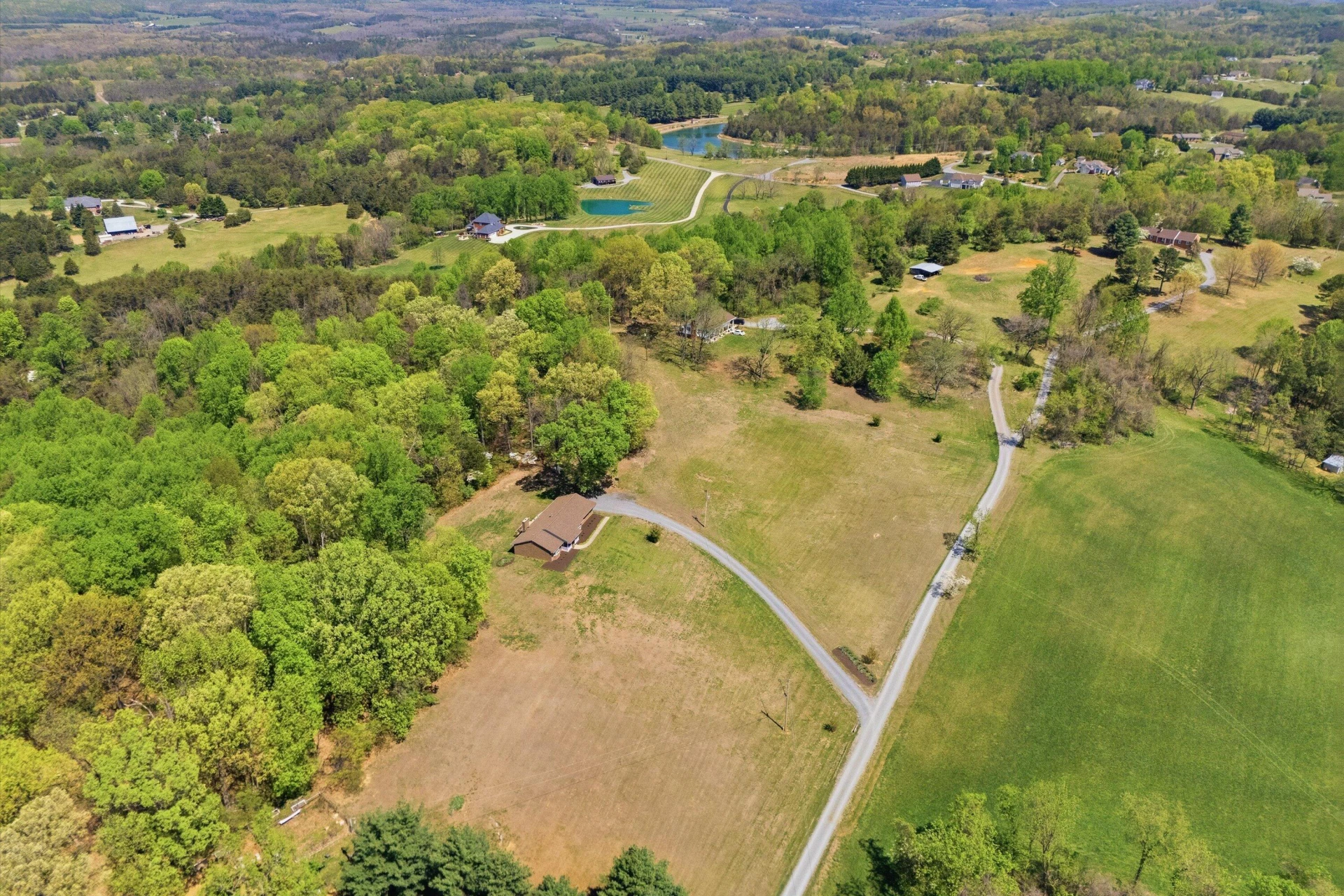 229 Normans LN - Photo 38