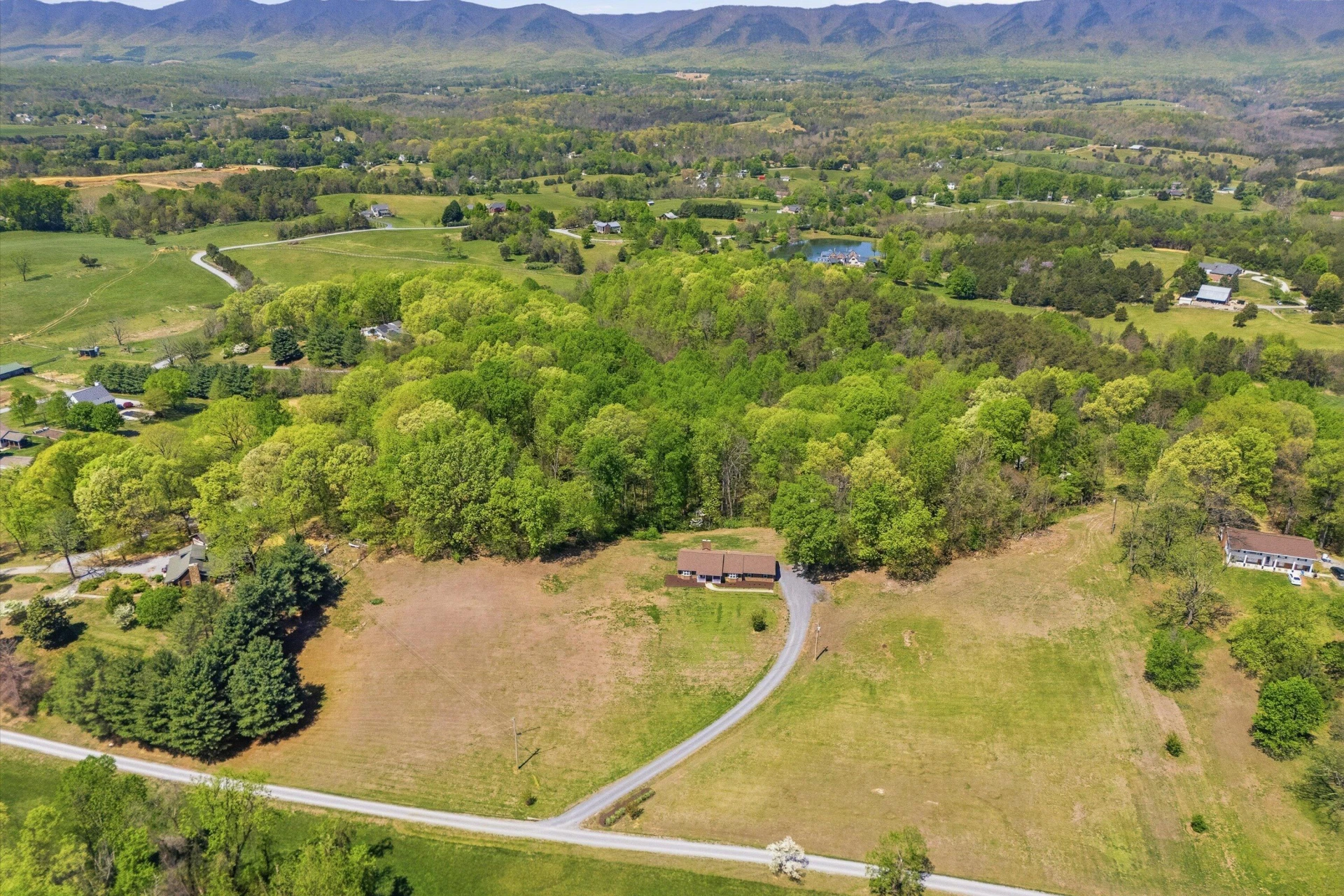 229 Normans LN - Photo 40