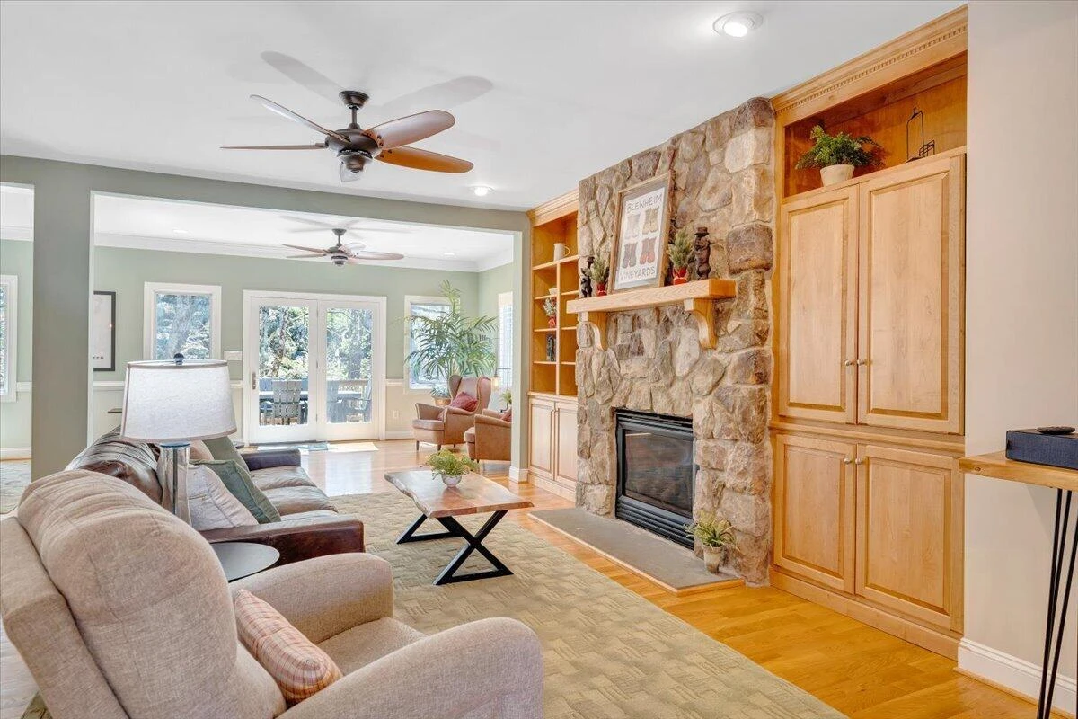 115 Hemlock DR - Photo 15