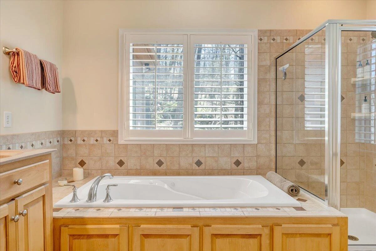 115 Hemlock DR - Photo 32