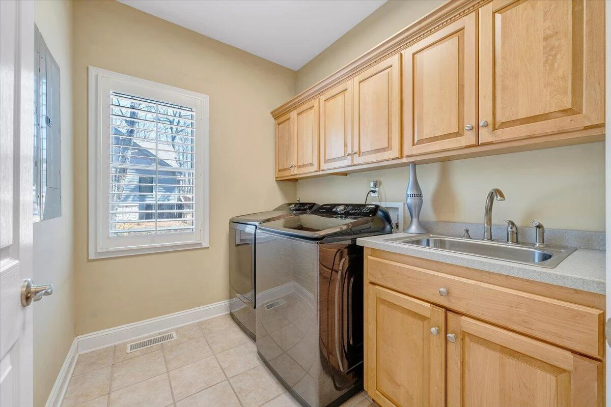 115 Hemlock DR - Photo 43
