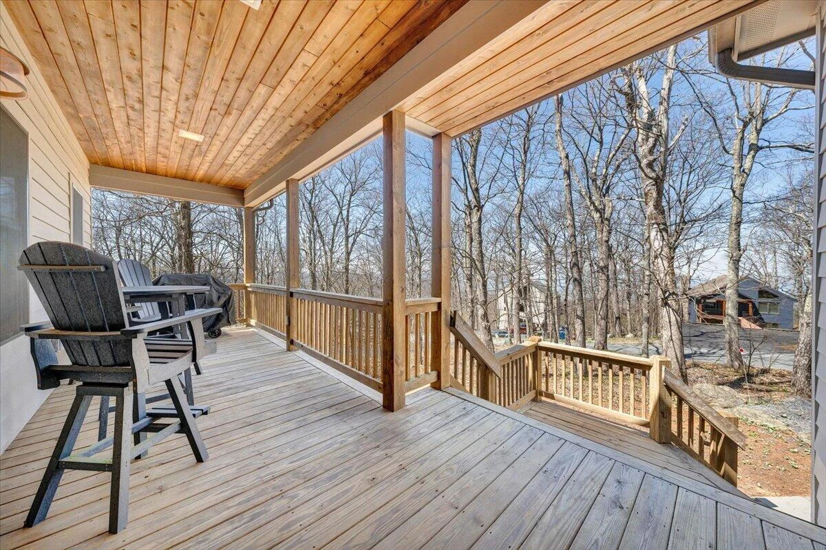 115 Hemlock DR - Photo 9