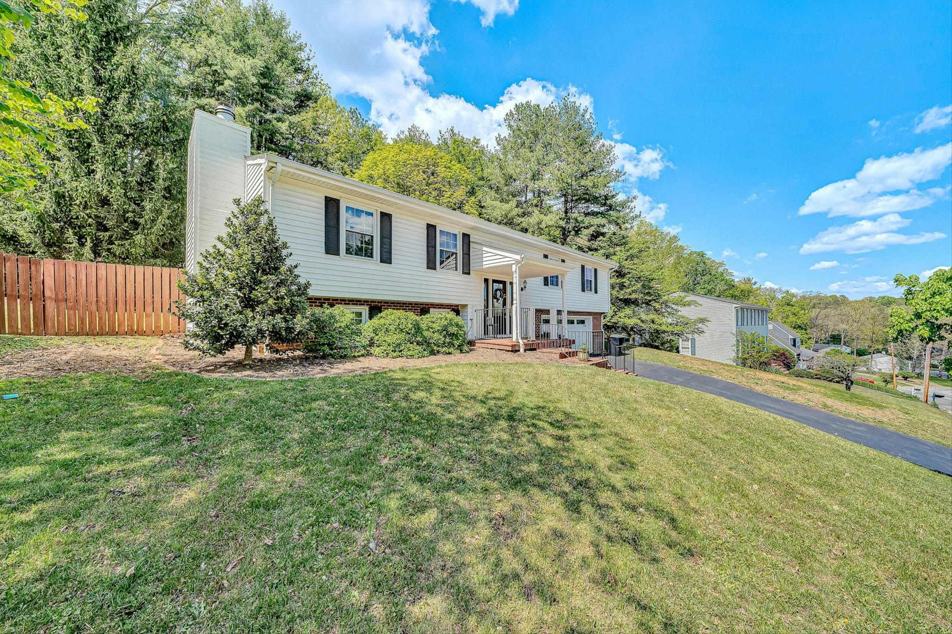 2738 Bobwhite DR - Photo 3
