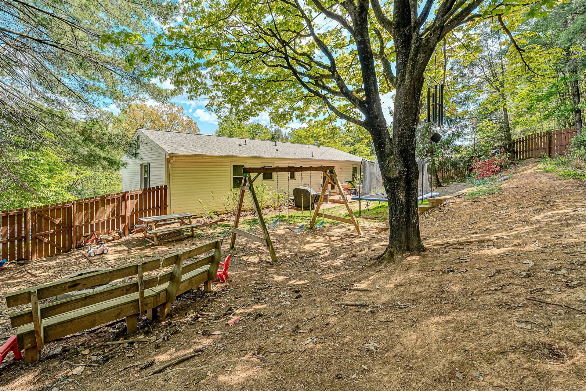2738 Bobwhite DR - Photo 36