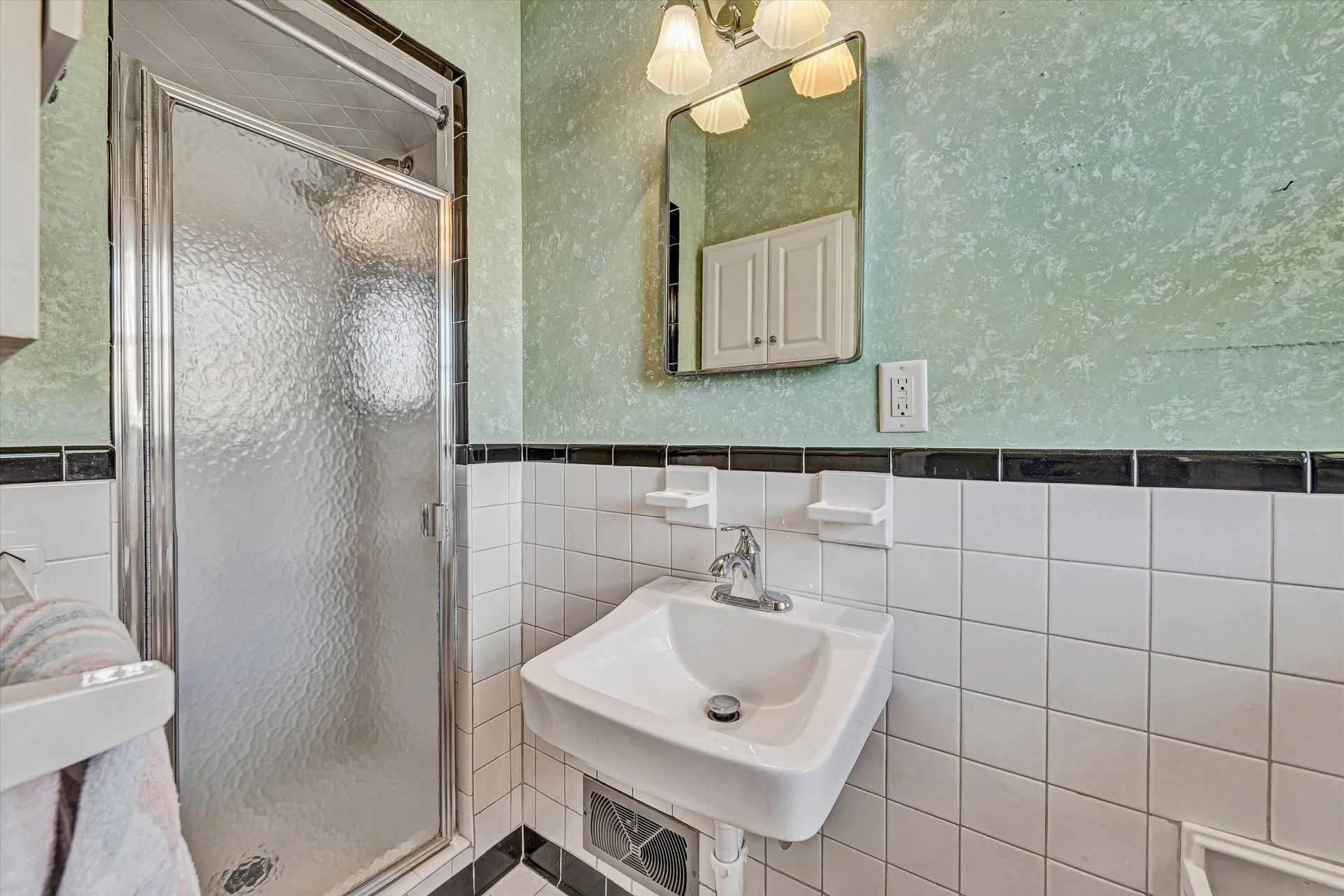3320 Melody AVE - Photo 20