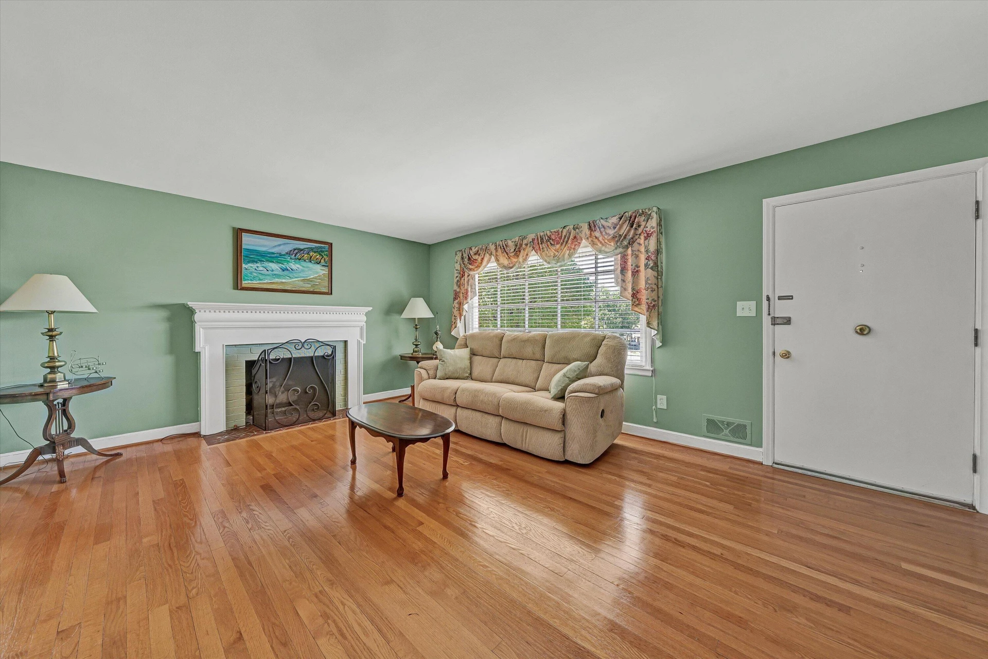 3320 Melody AVE - Photo 7