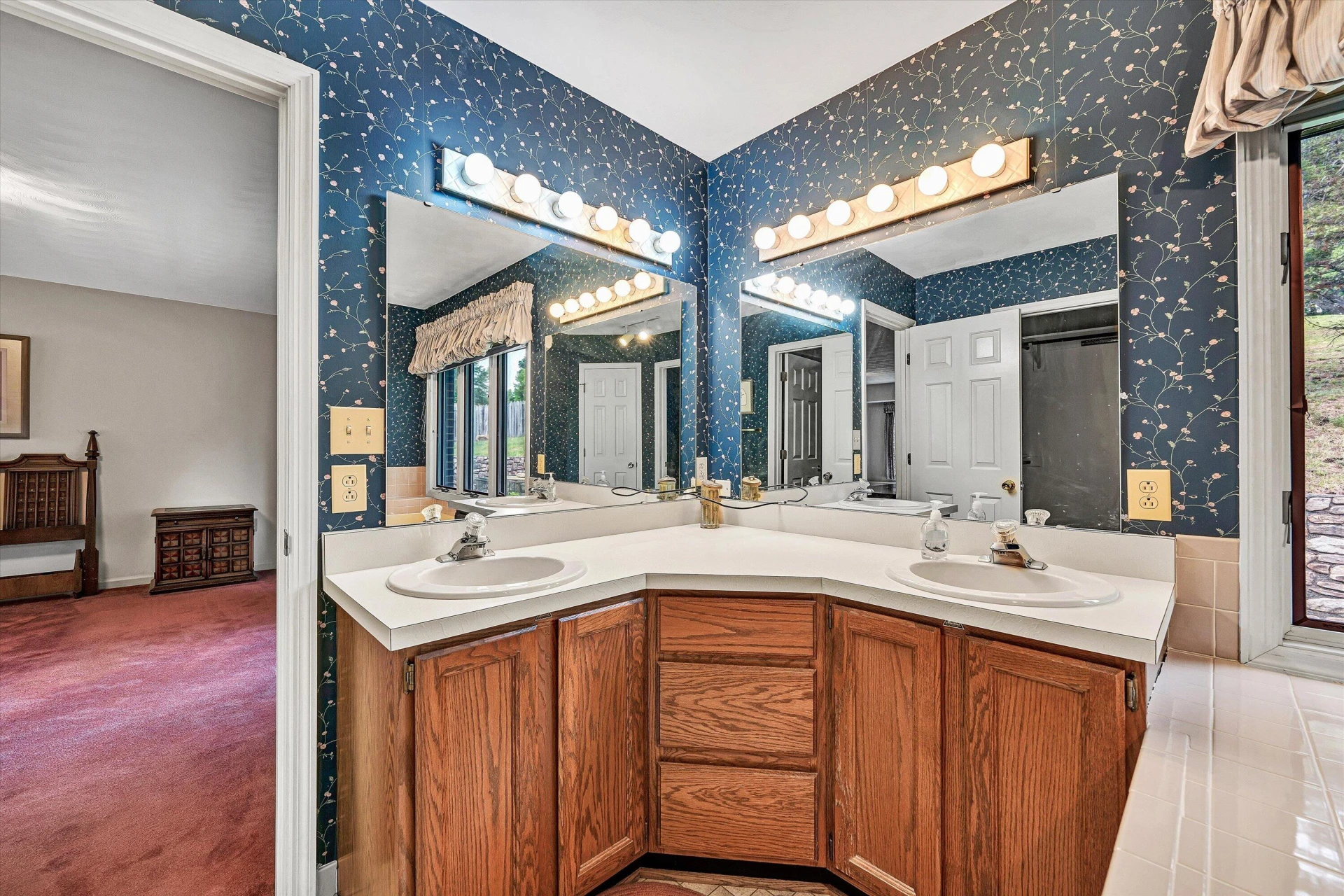 7913 Olsen RD - Photo 32