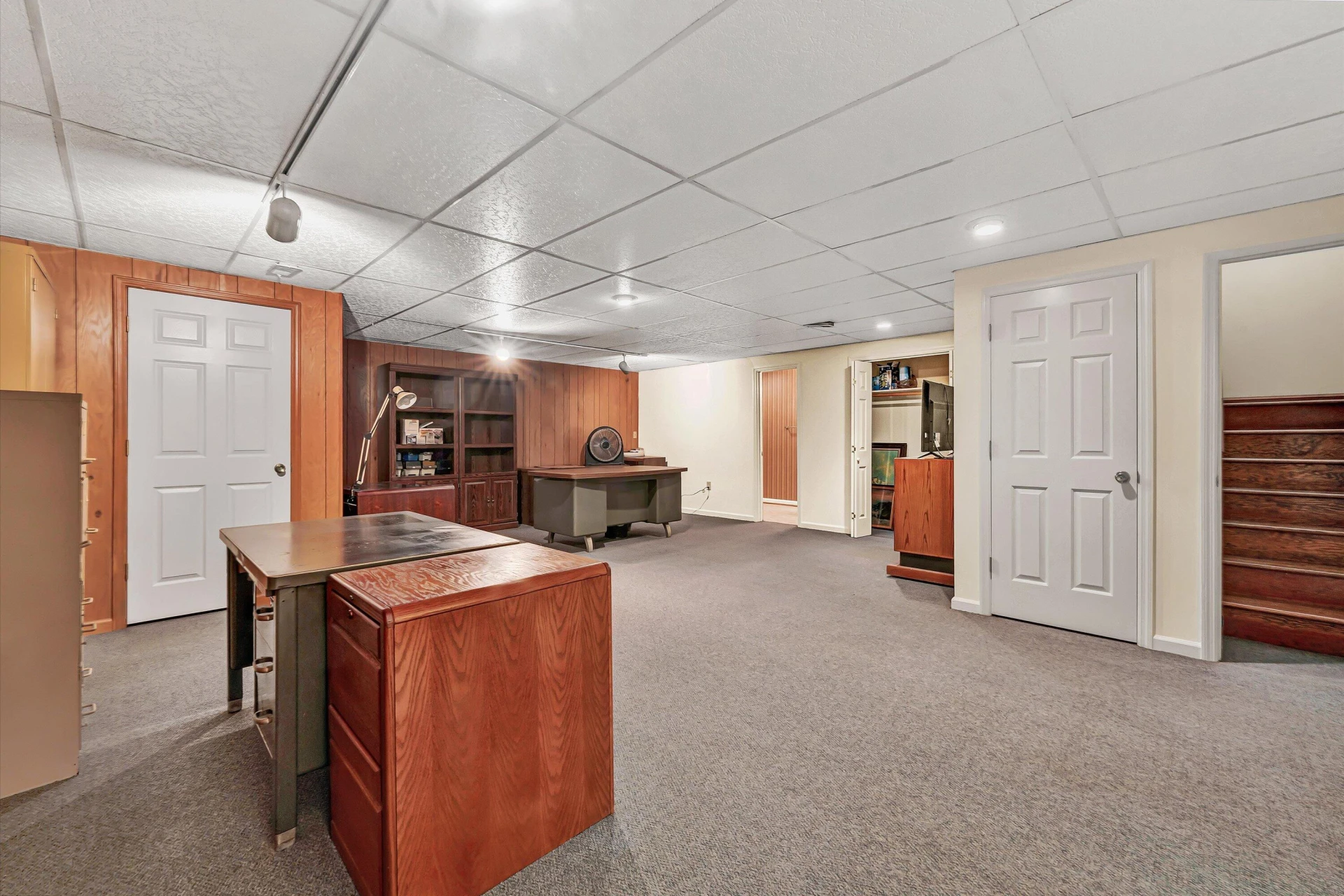 7913 Olsen RD - Photo 35