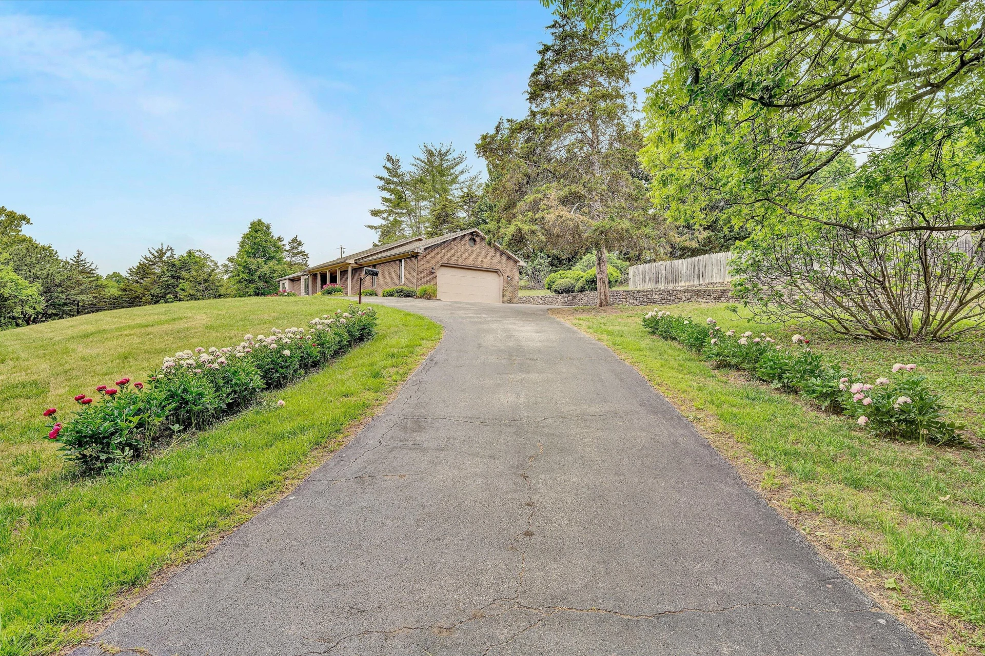 7913 Olsen RD - Photo 45