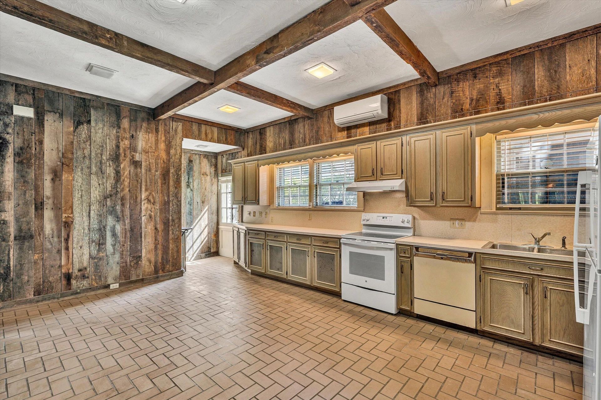 1902 Grandin RD - Photo 15