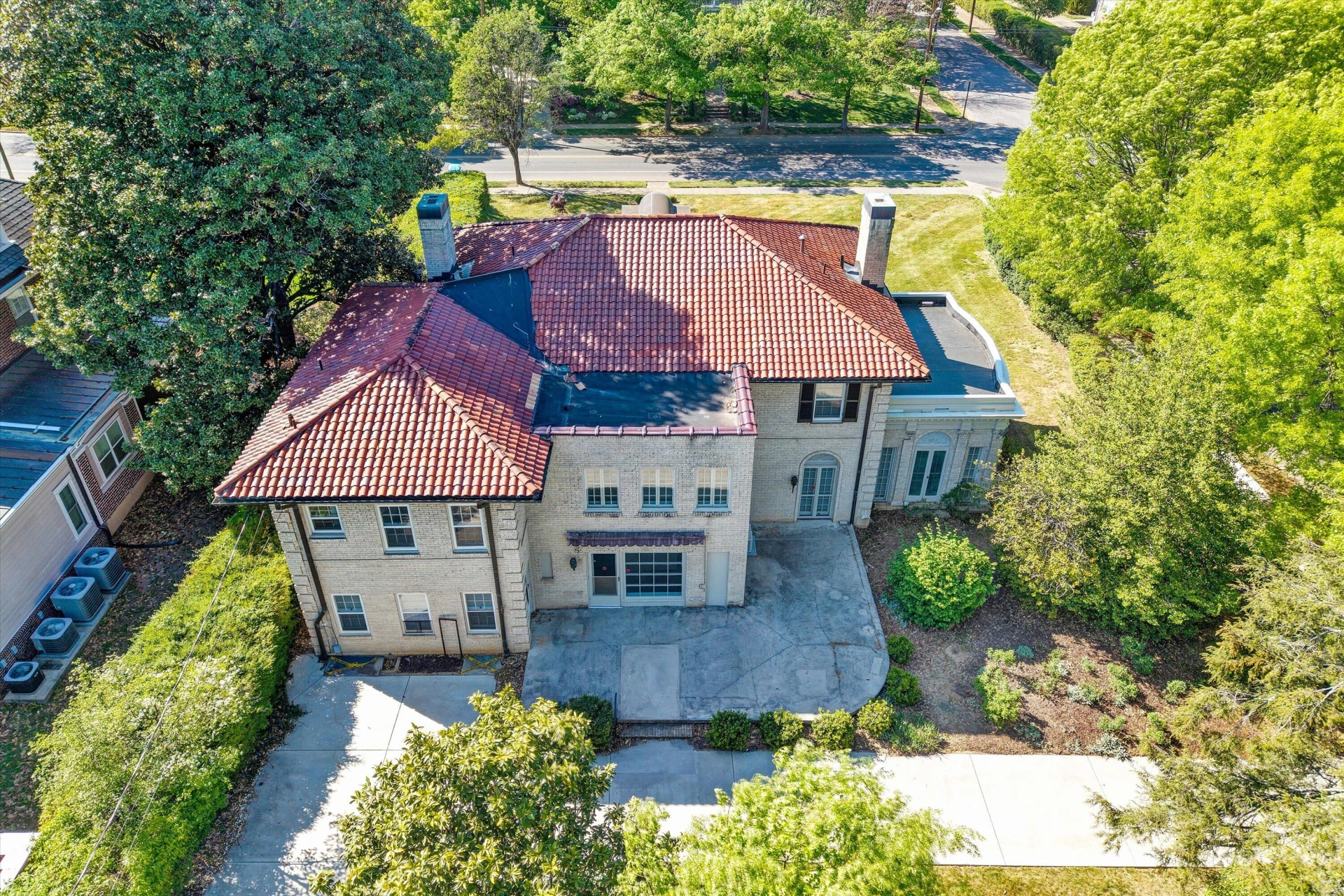 1902 Grandin RD - Photo 52