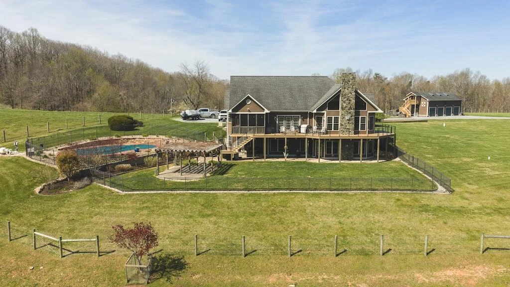 4589 Franklin Pike