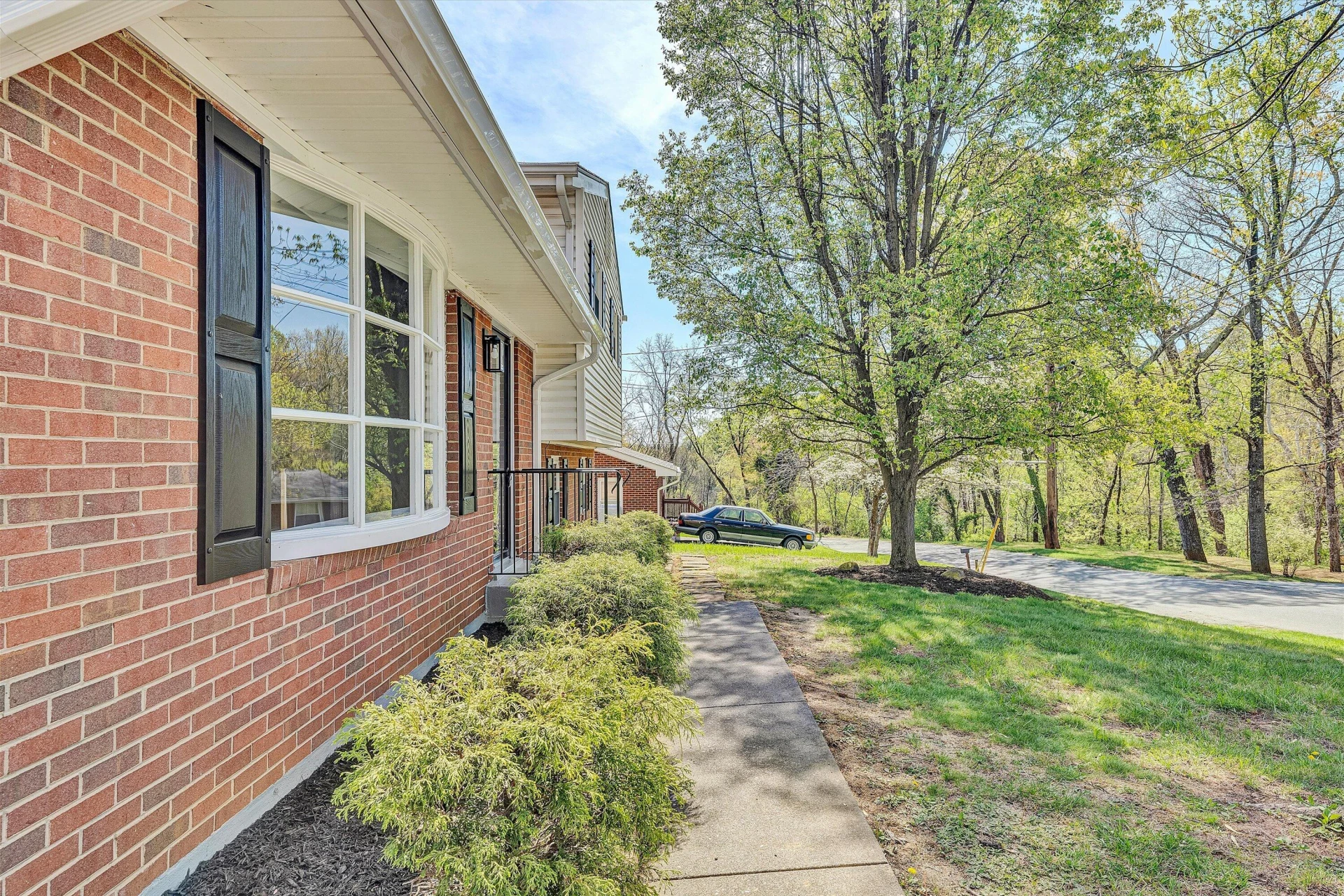 4911 Northwood DR - Photo 5