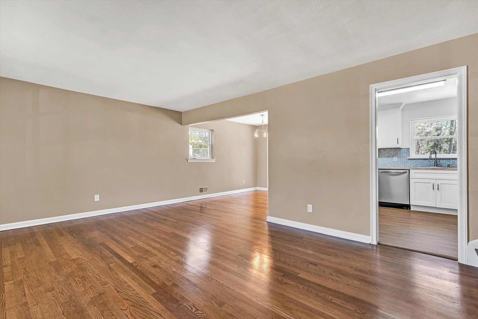 4911 Northwood DR - Photo 9