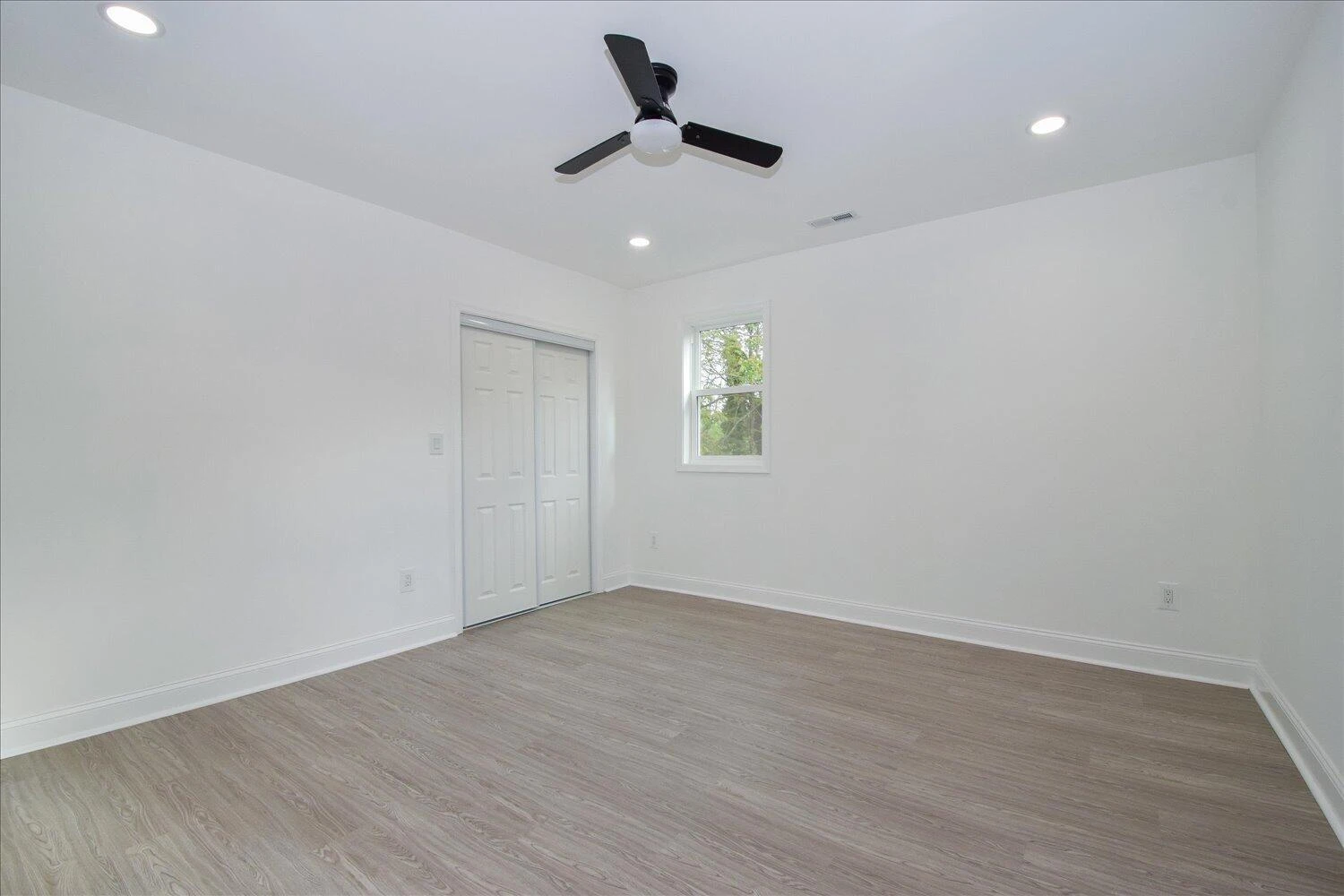 1530 Lafayette BLVD - Photo 26