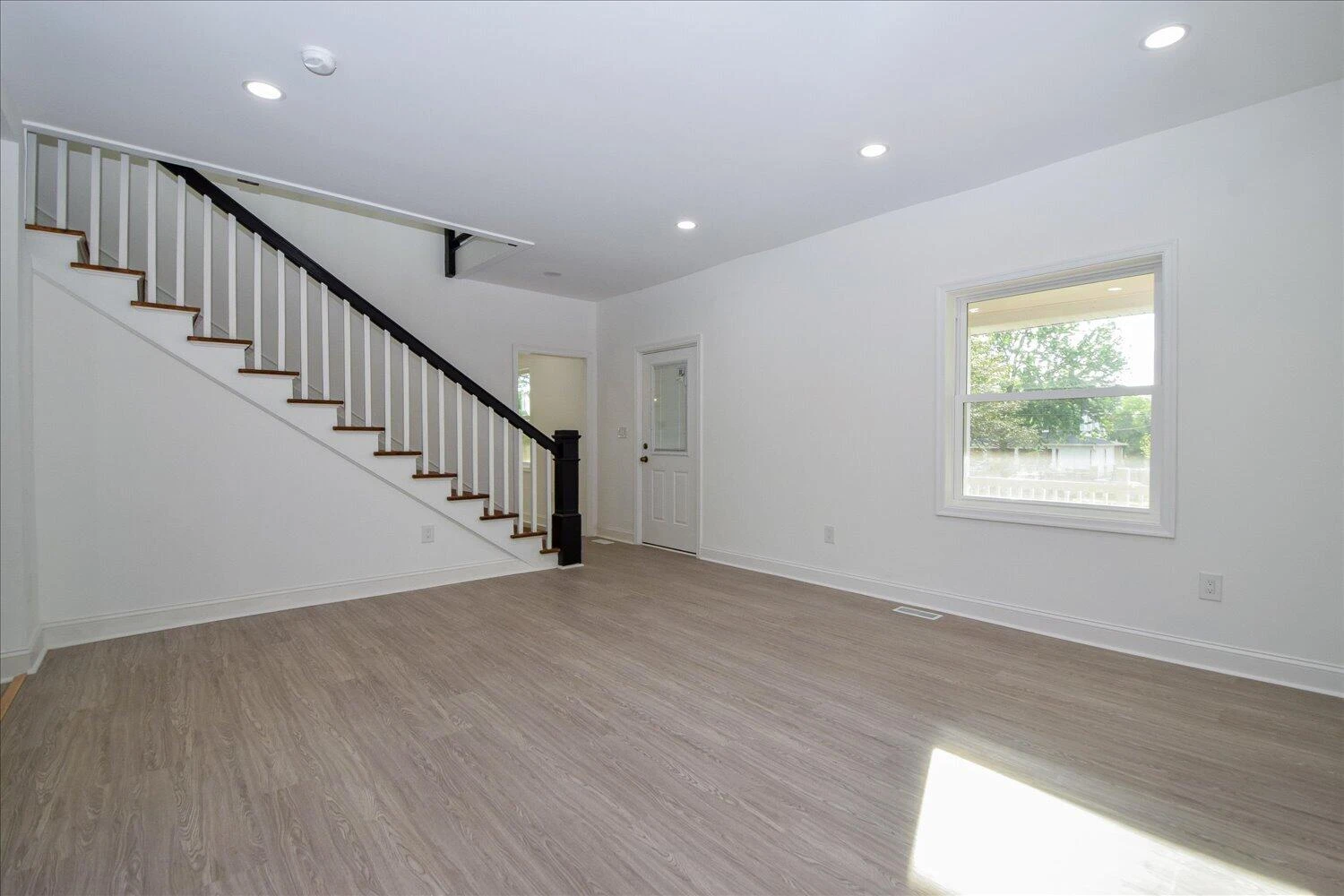 1530 Lafayette BLVD - Photo 10